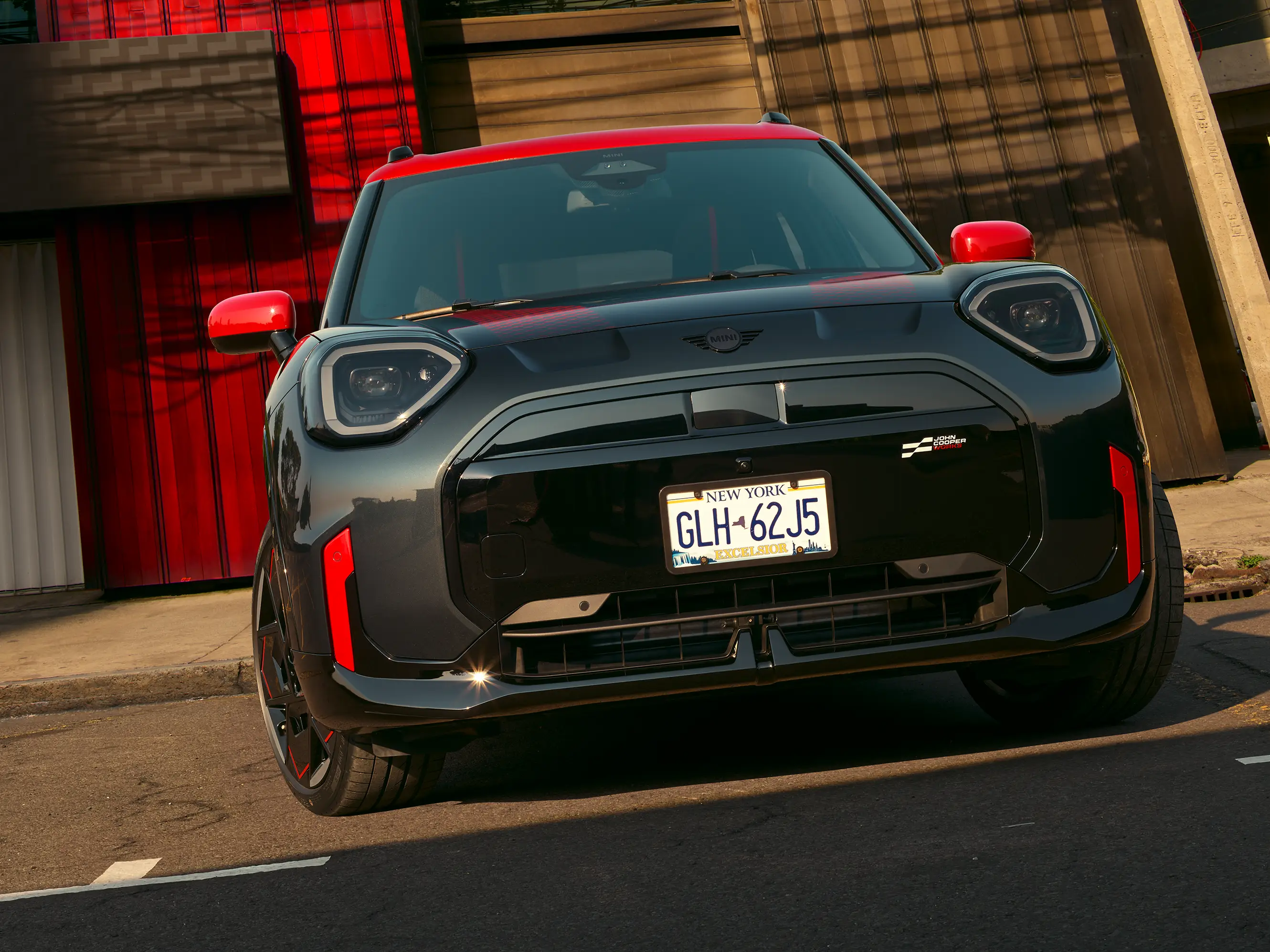 MINI John Cooper Works - J04 JCW Előlnézet